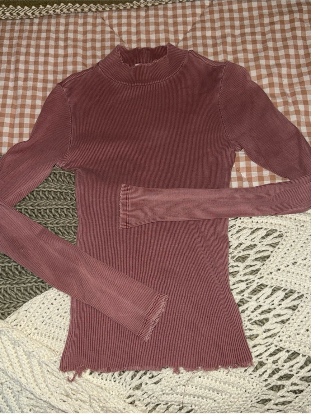 Buckle Ribbed Mock Neck Long-Sleeve Dress in Mauve